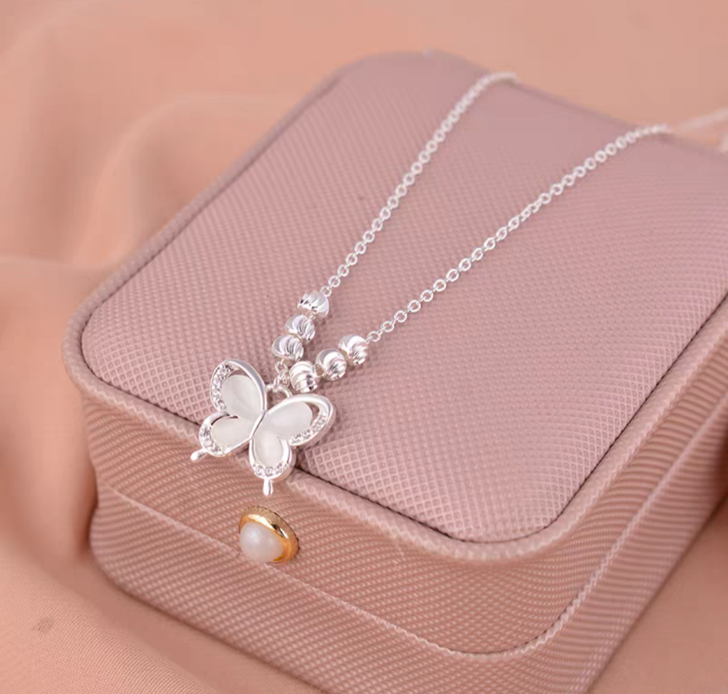 Sweet silver Butterfly Sterling Silver 925 Necklace