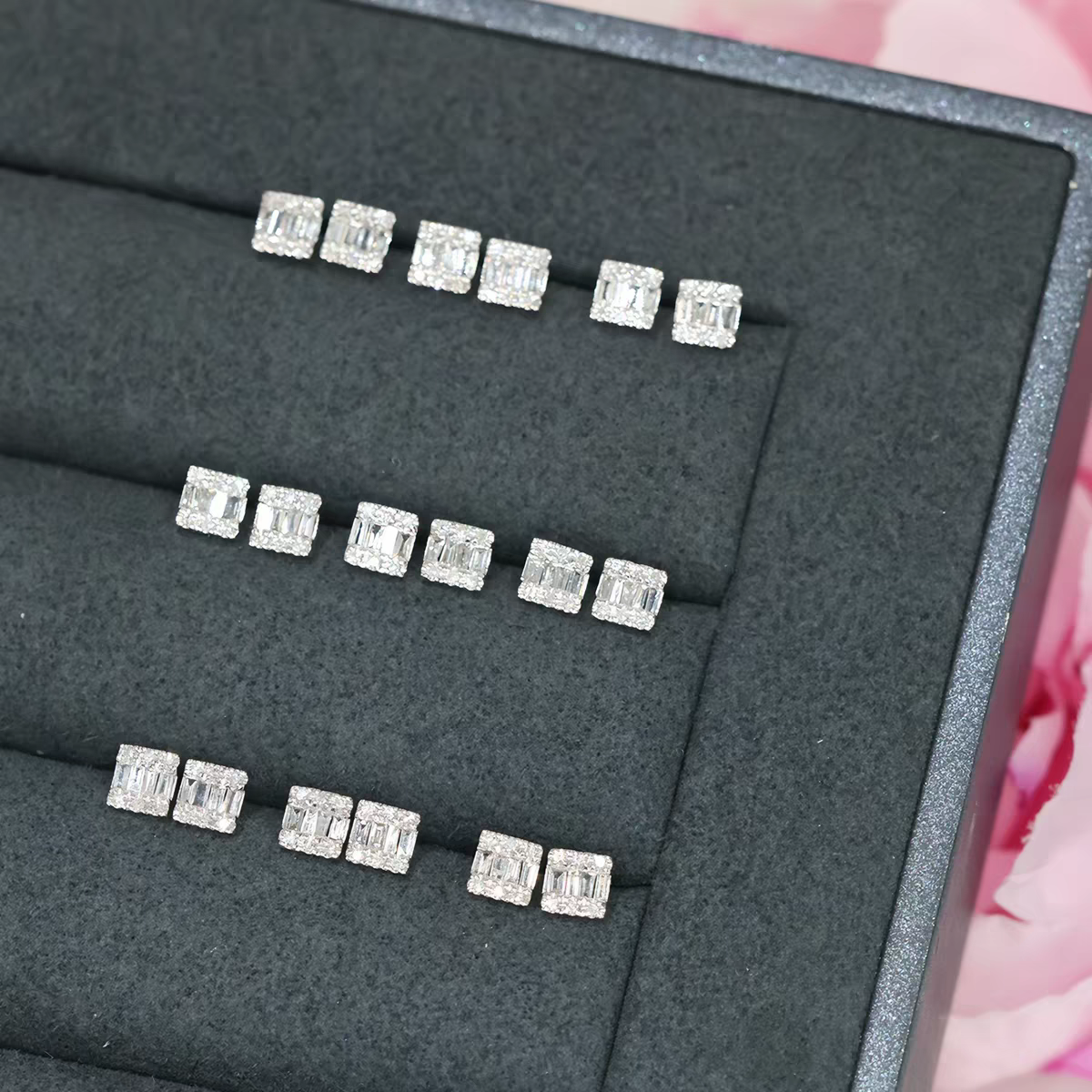 Square miles 18k Gold Natural Diamond Stud earrings with lab certificate
