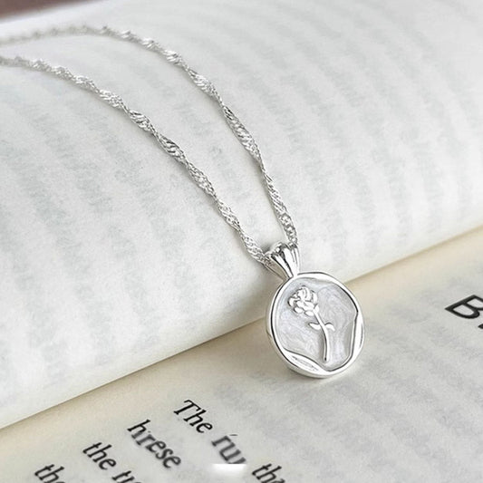 Minimalist Tulip garden Necklace 925 Sliver