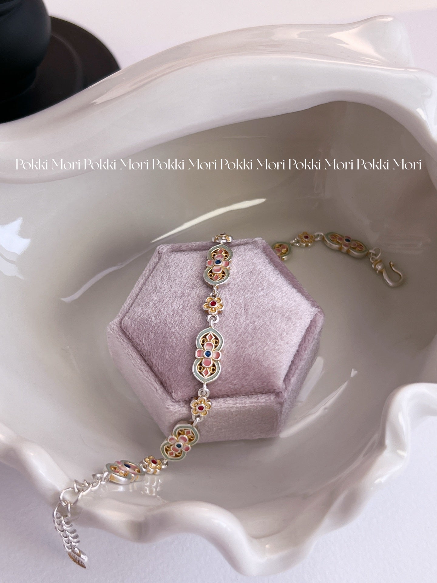 Traditional Good luck Koi 999 silver bracelet with lab certificate