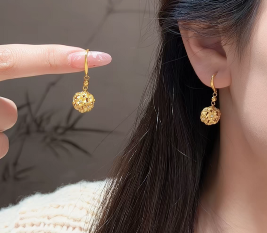 Daisy ball 999 Silver Earrings Golden Version  4 grams each