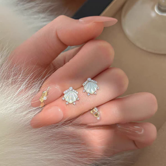 Sea Shell Crown 925 Silver Studs With Certificate