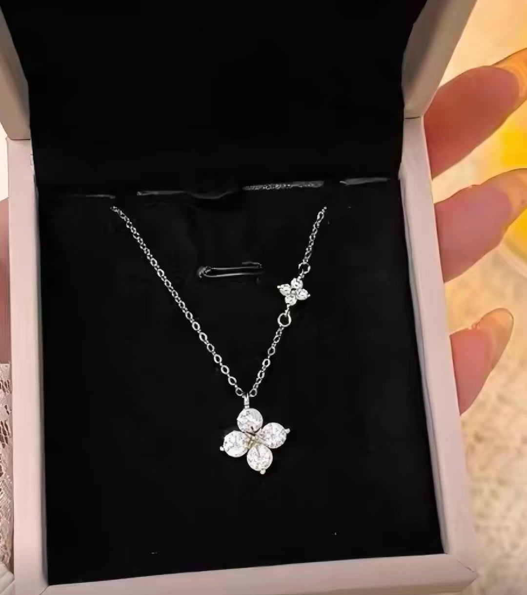 Clovers Irish 999 Silver Necklace with lab certificate 40+5cm